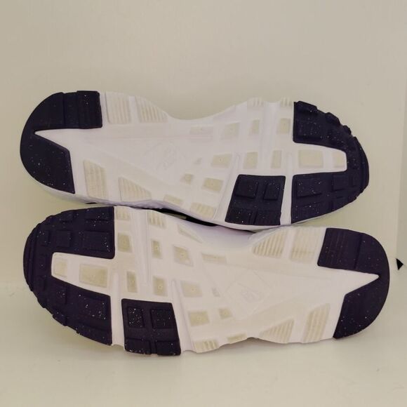 Nike Huarache Run Boys Pre-owned White & Blue Athletic Sneakers - sz. 6 1/2Y - Picture 6 of 7